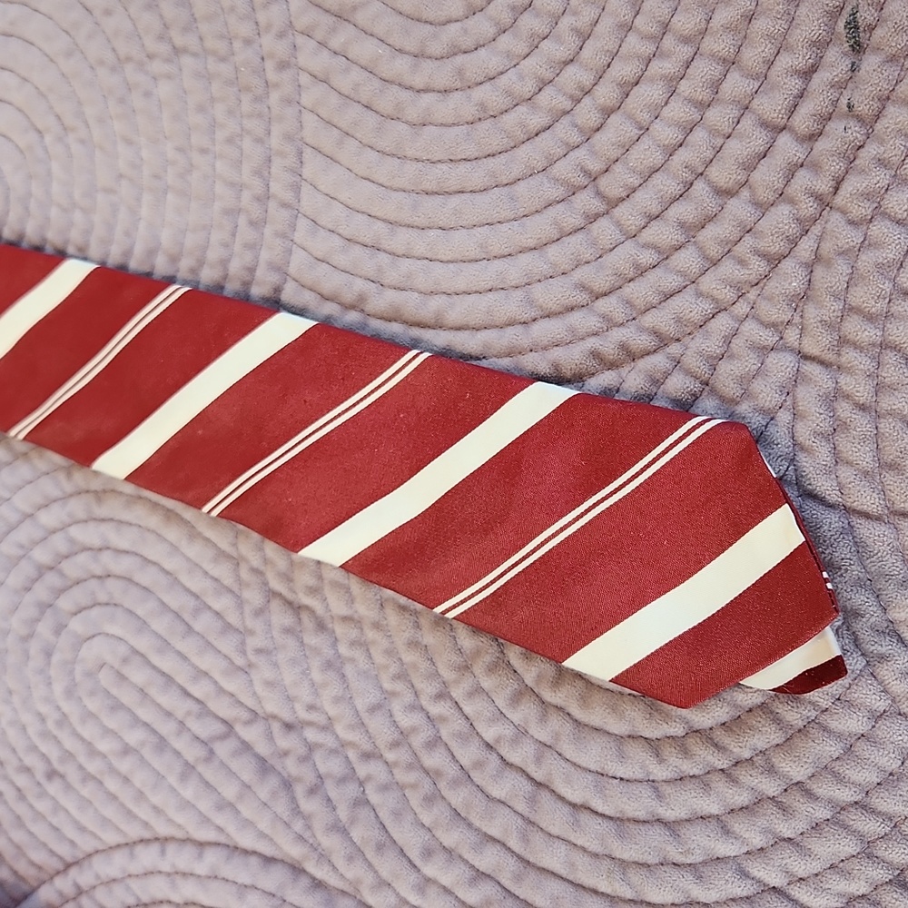 Brooks Brothers Red Striped Tie